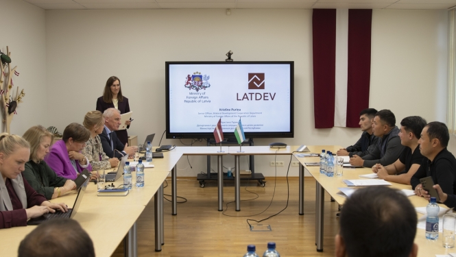 Latvijas un Uzbekistānas eksperti vizītes atklāšanas sanāksmē