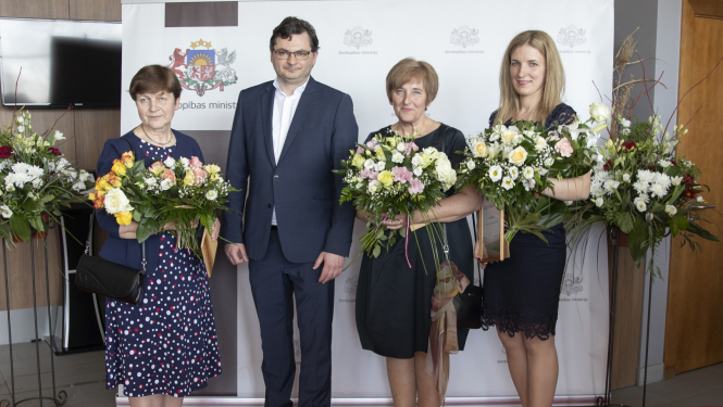 I.Meldere, V.Ezers, L.Miltoviča, L.Prindule