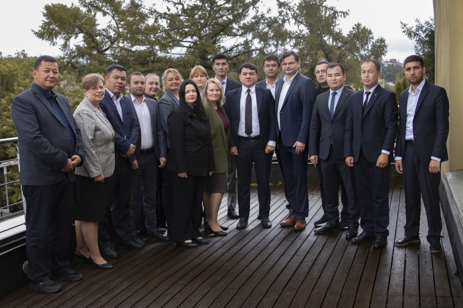 Uzbekistānas un Latvijas ekspertu oficiālā kopbilde vizītes noslēgumā