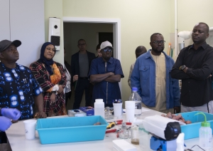 Nigērijas delegācijas eksperti Nacionālajā fitosanitārajā laboratorijā