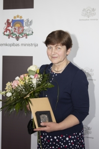 Ingrīda Meldere ar ZM medaļu