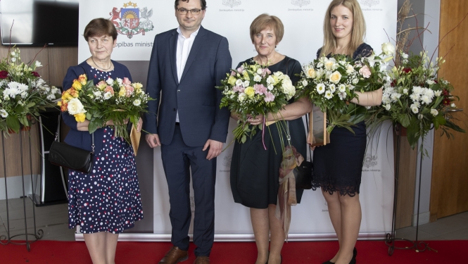 I.Meldere, V.Ezers, L.Miltoviča, L.Prindule