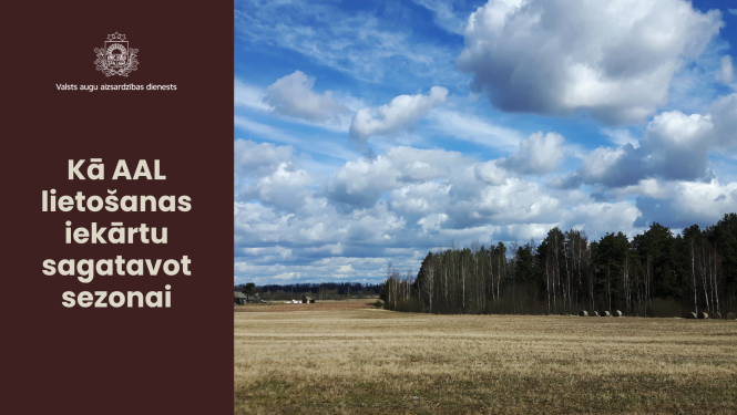 Kreisajā pusē teksts par AAL iekārtu sagatavošanu sezonai; labajā pusē attēls ar Latvijas lauku pavasrī, mežu fonā un zilām debesīm.