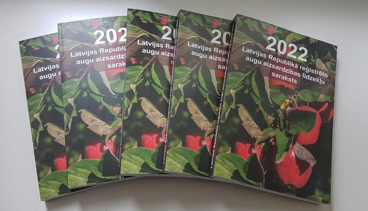 Grāmatas "Latvijas Republikā reģistrēto augu aizsardzības līdzekļu saraksts 2022"