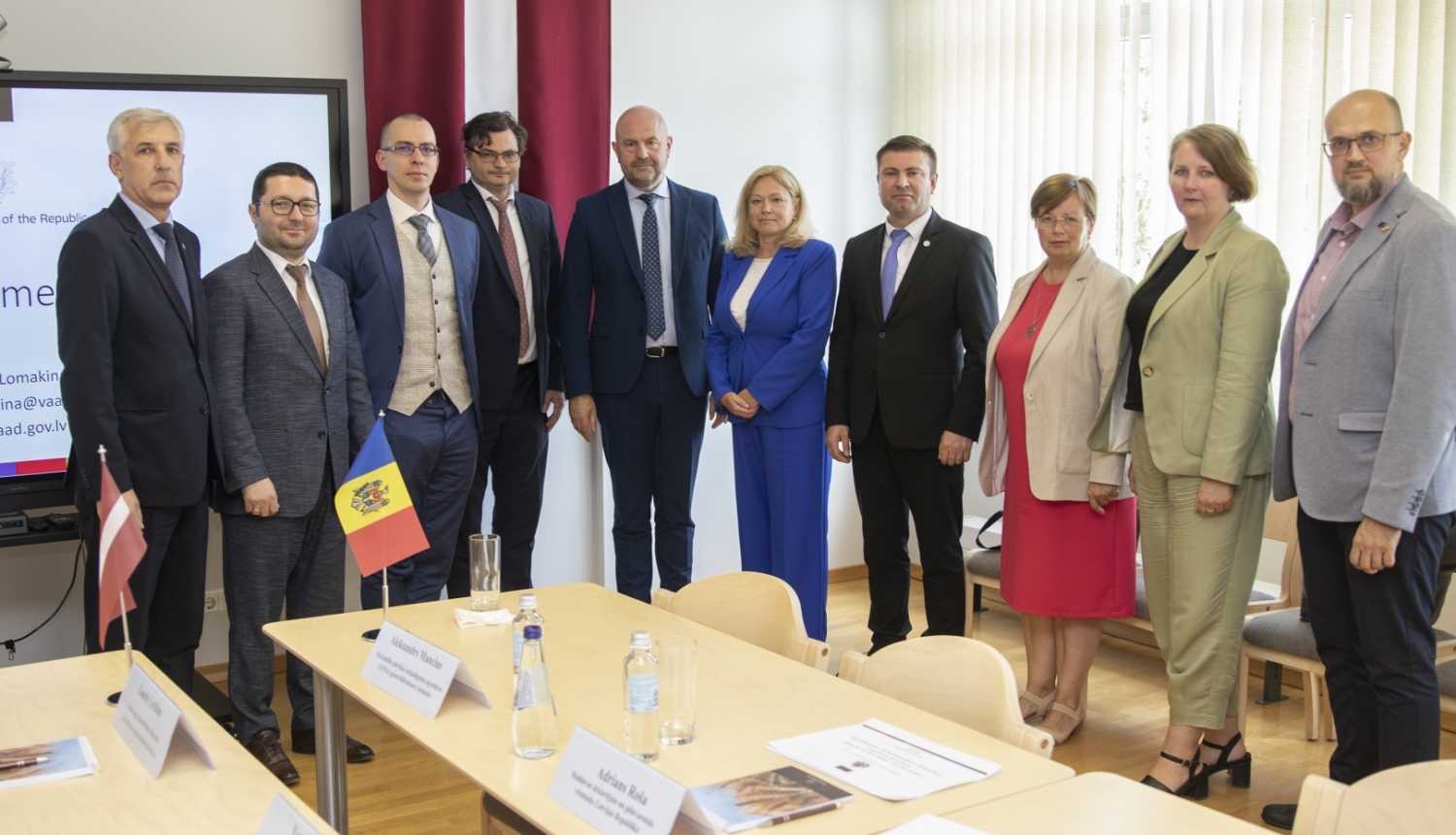 Latvijas un Moldovas delegāciju kopbilde