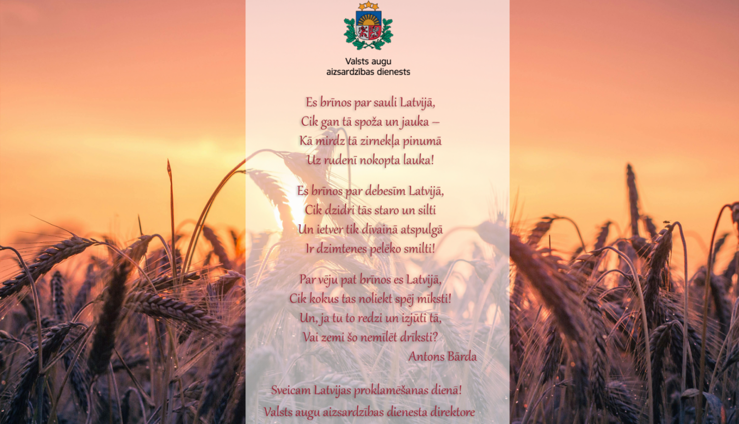 Apsveikuma kartiņa ar dzejoli, fonā labības lauks saulrietā